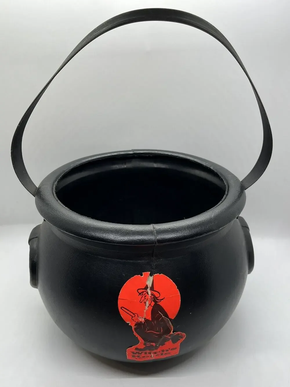 1987 Union Products witch kettle 1453 with stickers cauldron blow mold halloween